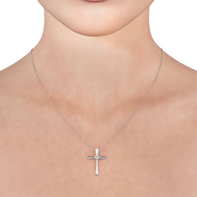 Cross Round Diamond Pendant
